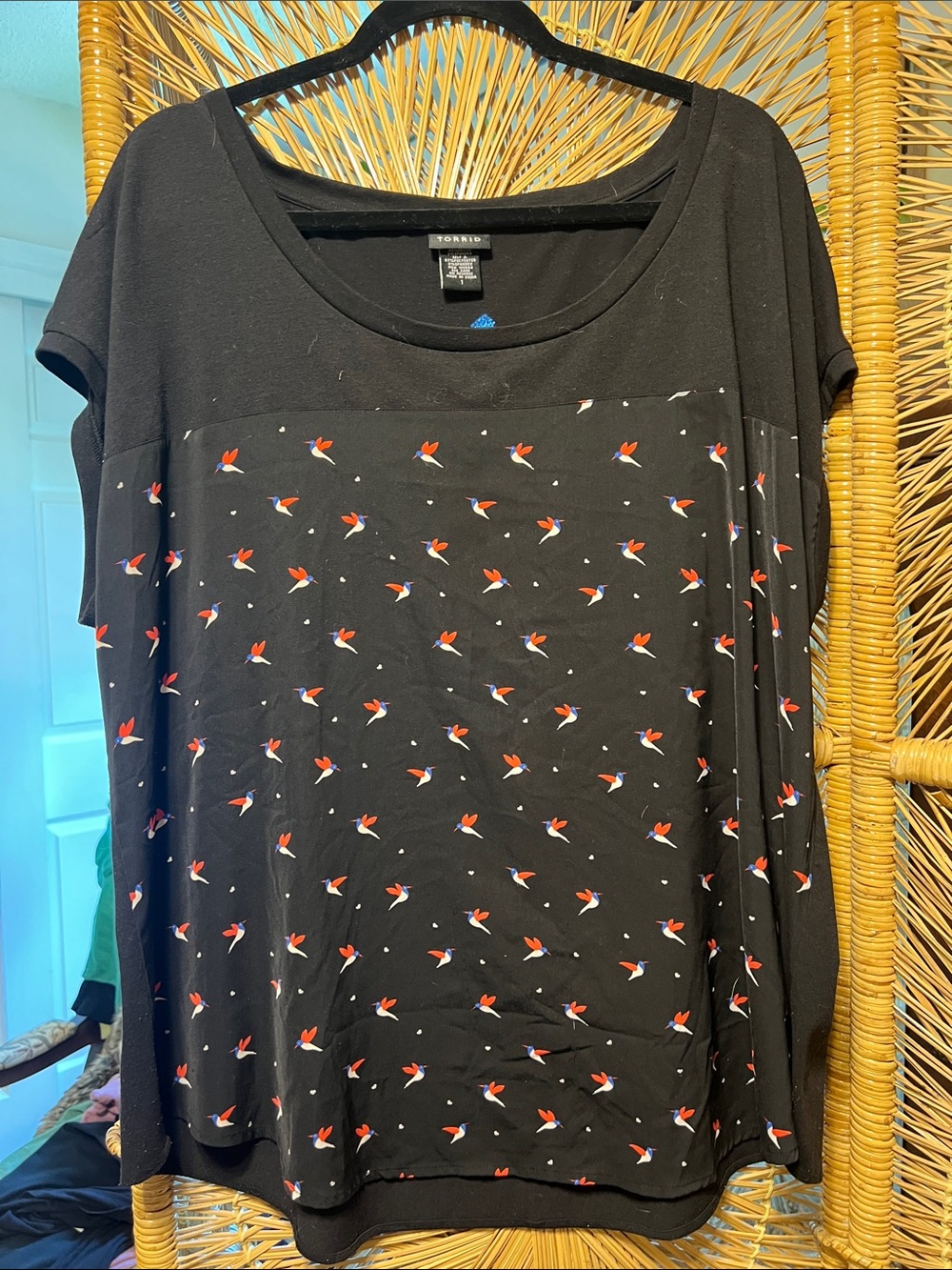 Two torrid Tops Size 1 - Short Sleeve Bicycle Print & Sleeveless Bird Print - Picture 9 of 15